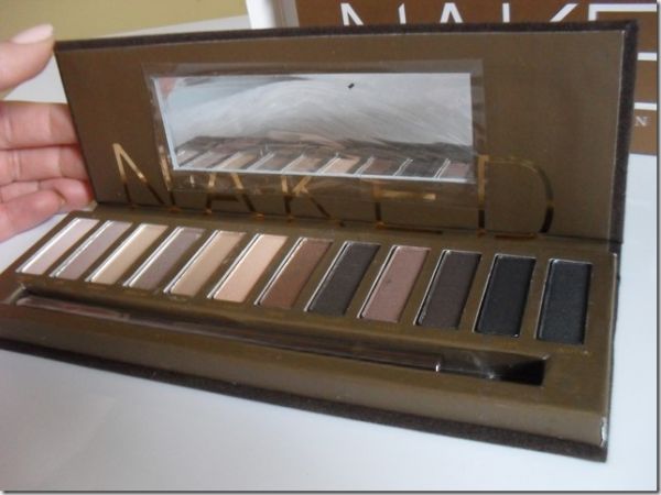 Naked 1 - Réplica